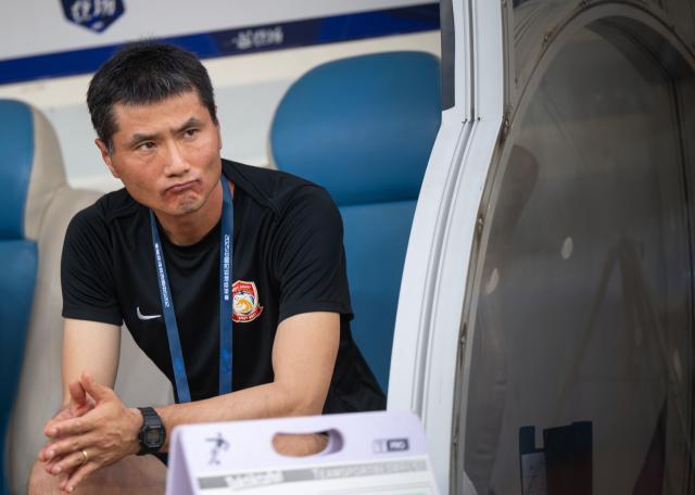 1762390835098022818.jpg (体育)(8)足球——中超:武汉三镇对阵青岛西海岸XxjpseC007385_20250718_PEPFN0A001.jpg